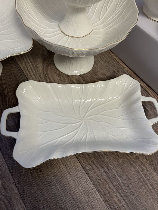 Продам чайно-столовый сервиз