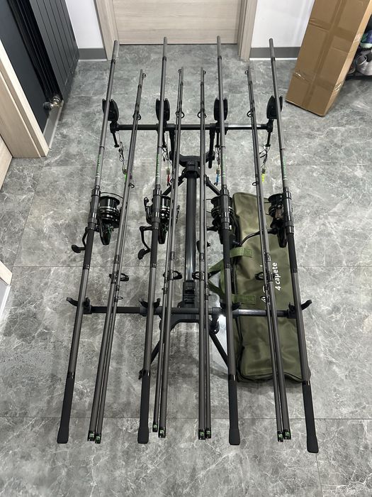 Set pescuit crap complet – 4 lansete Robinhan 3.90 + Reelsking TM10000 + Rod Pod 4 posturi echipat