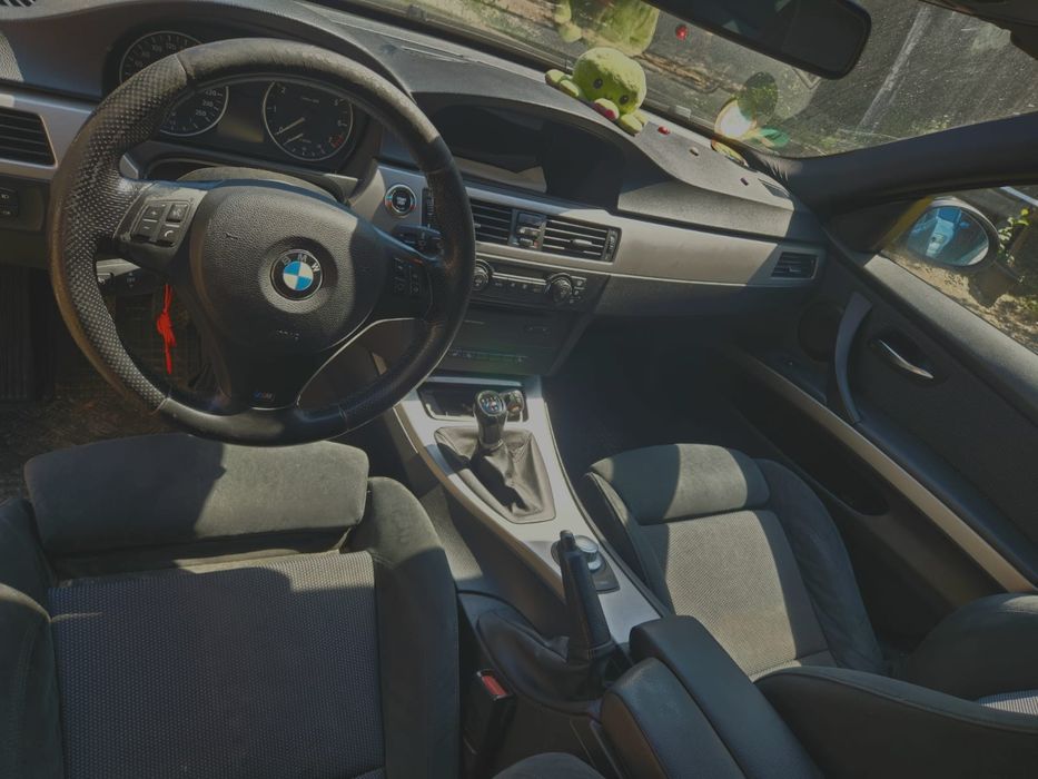 BMW E90 Pachet M