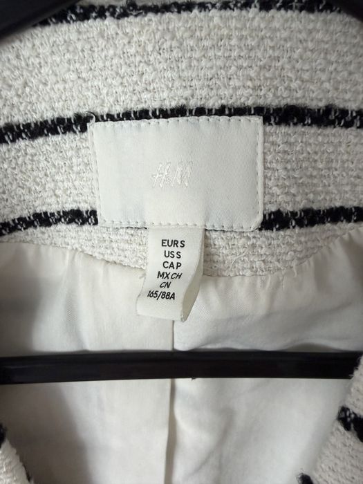 Vesta dama cu nasturi aurii H&M