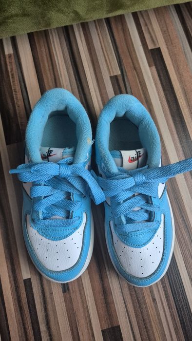 Adidasi Nike baieti marimea 27