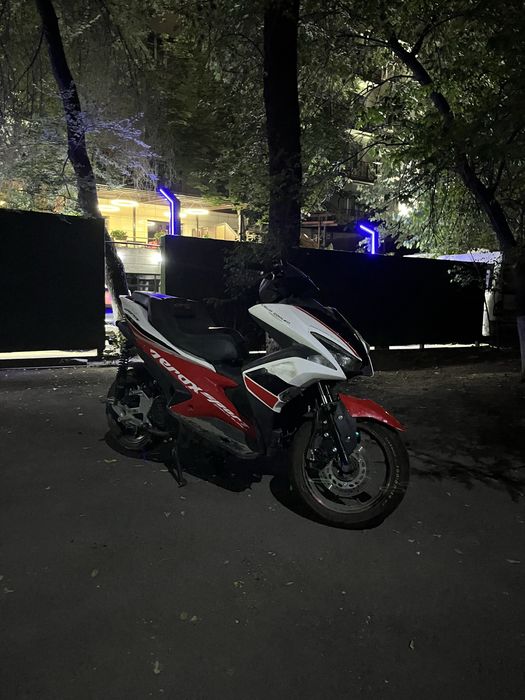 Продам мопед Nmax