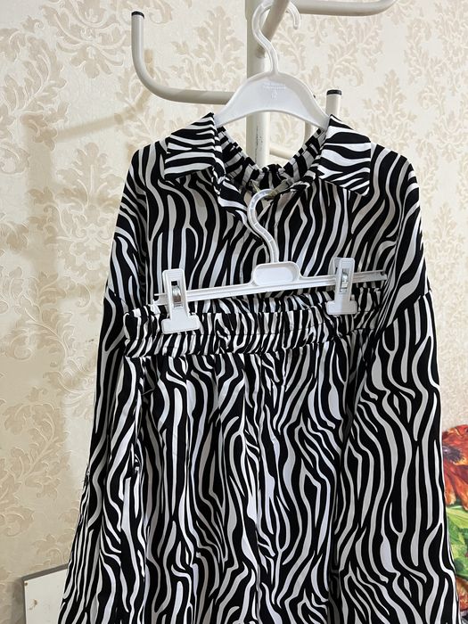 Костюм атласная двойка