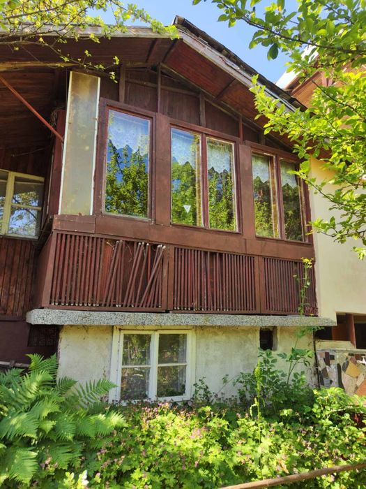 Къща в Щъркелово гнездо