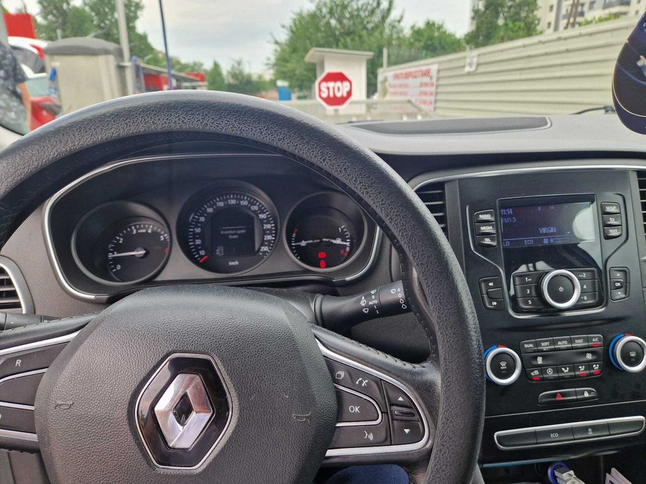 RENAULT Megane 2020 — imagine 9