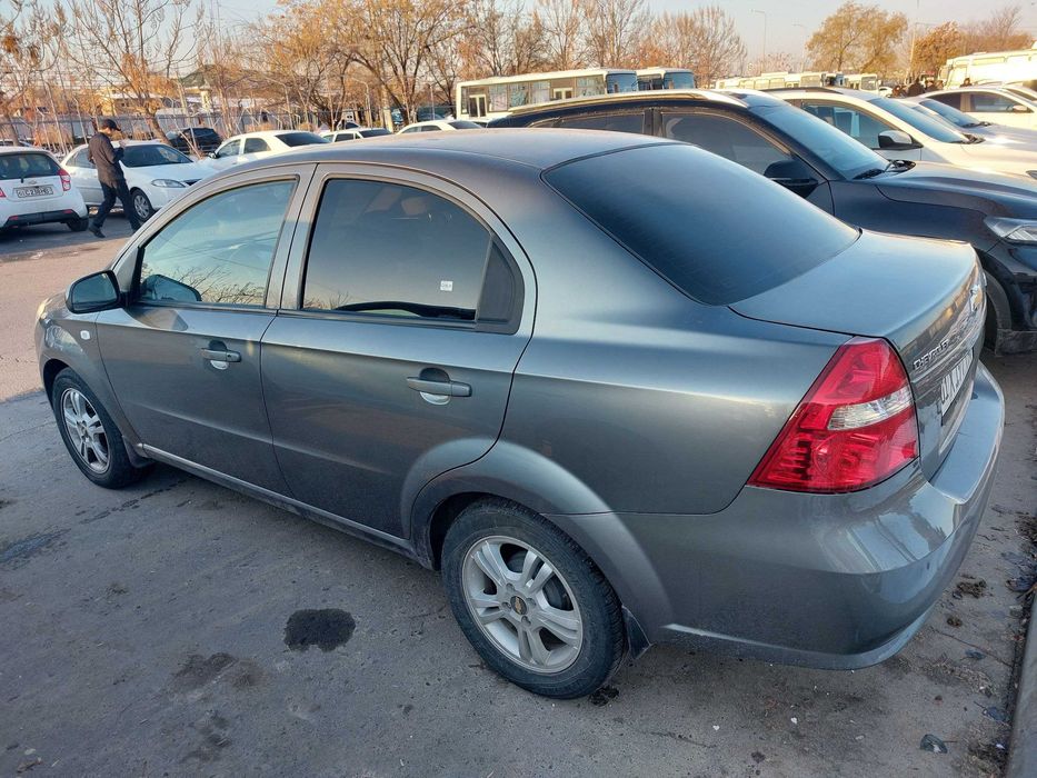 Продаю NEXIA 3 AT 2017г