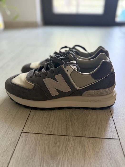 Vand adidasi New Balance U574 marimea 42