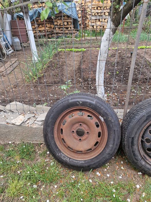 vanzare 5 anvelope 165/70R14 81T Rovelo de vara