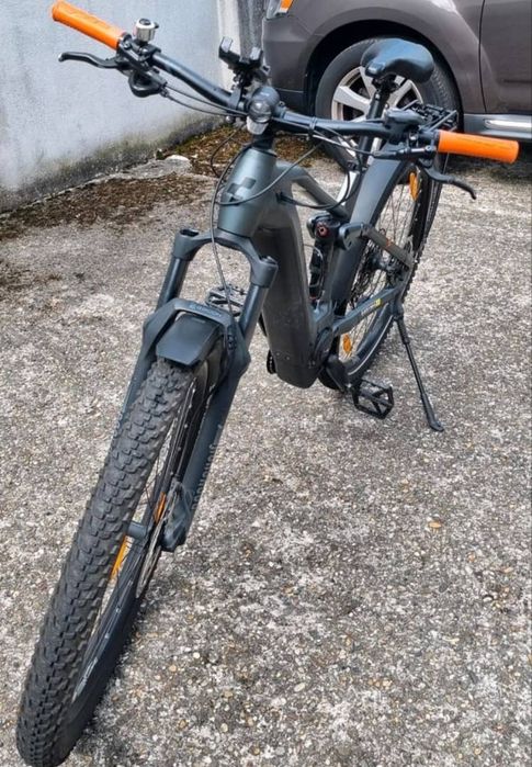 Bicicletă electrică Cube Stereo hybrid 120 pro 625 Allroad
E-bike Cube Stereo hibryd 120 pro 625 Allroad