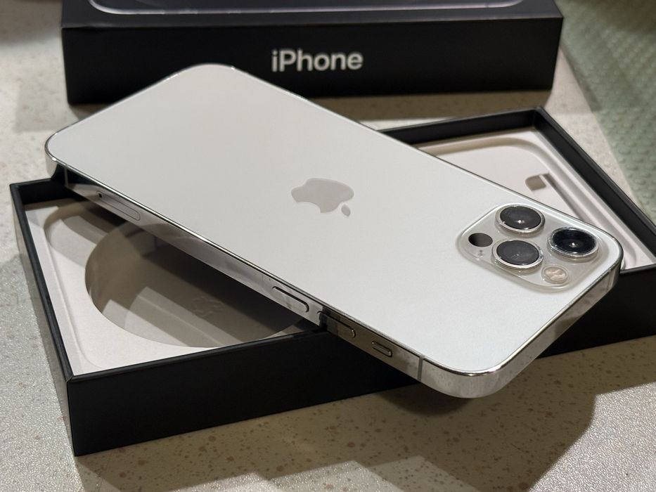iPhone 12 Pro 128GB Silver (Бял) – Перфектен
