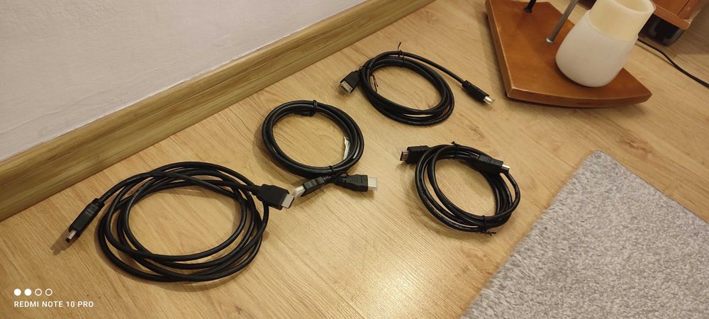 Vand cabluri HDMI ca noi
