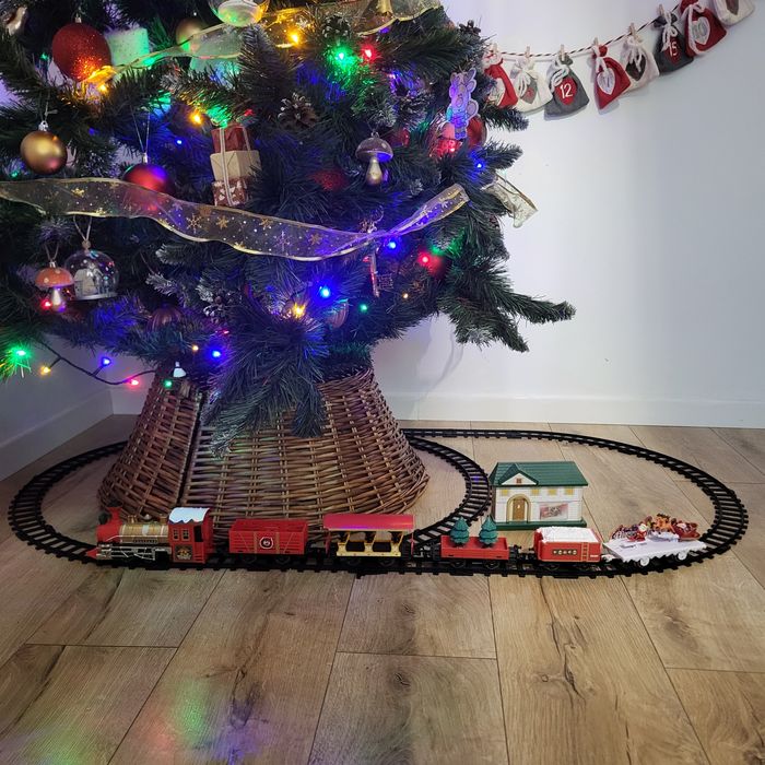 Trenuleț electric pom de Crăciun