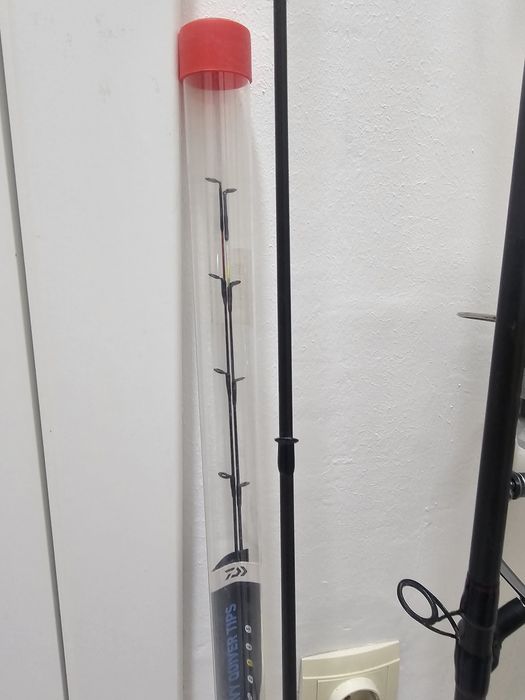 Vând lanseta feeder daiwa 3.90 150gr non zon Z