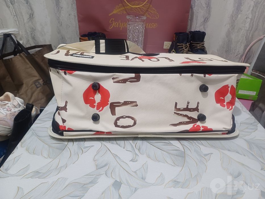 Продаётся фирменный для кошки переноска сумка 2в1