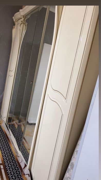 Спальный гарнитур