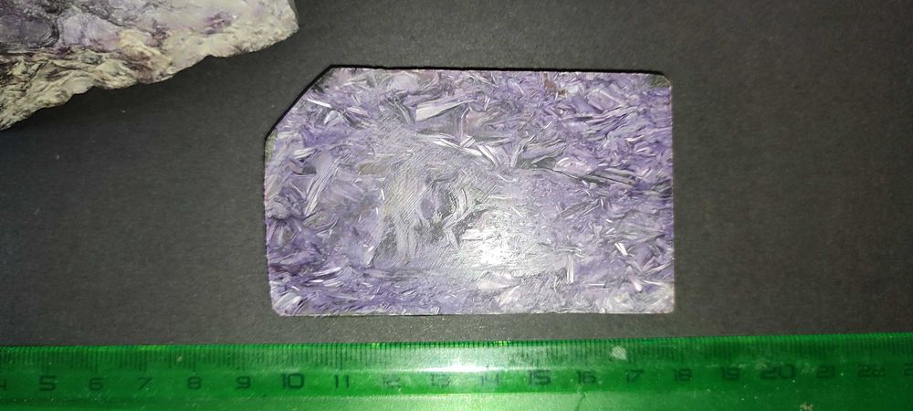 Чароит поделочный камень