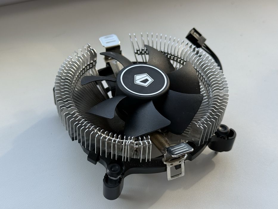 Кулер ID-Cooling DK-01T для Intel и AMD 3-pin