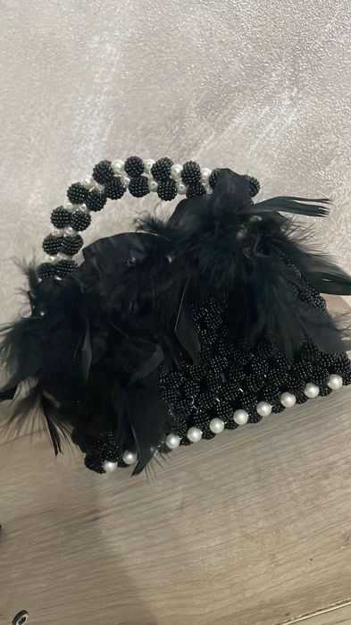 Gentuță cusută manual