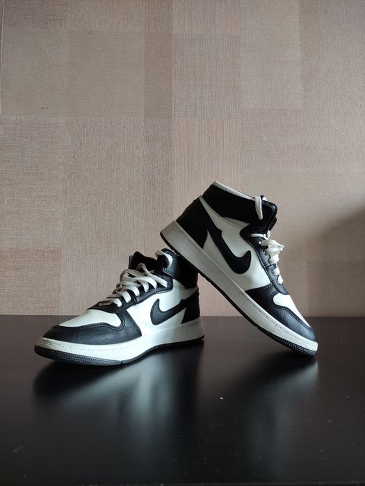 Кроссовки Jordan