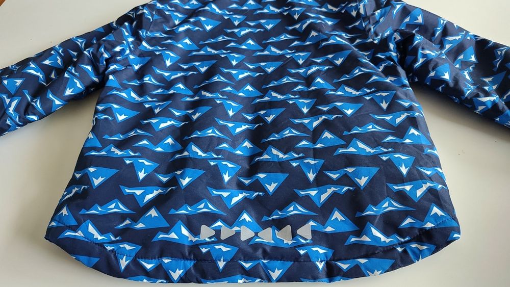 Ски яке за момче 98/104 размер.