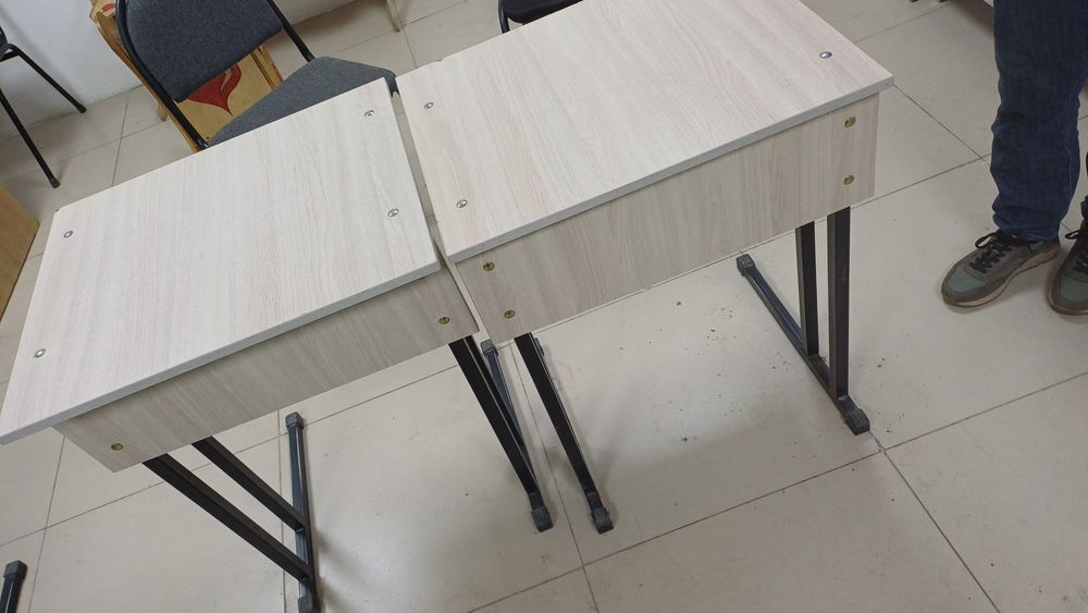 Продам одноместный парты без стуля