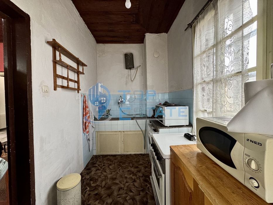 Продава се Къща в Елена - 214 кв.м за 141 €/кв.м - Снимка #8