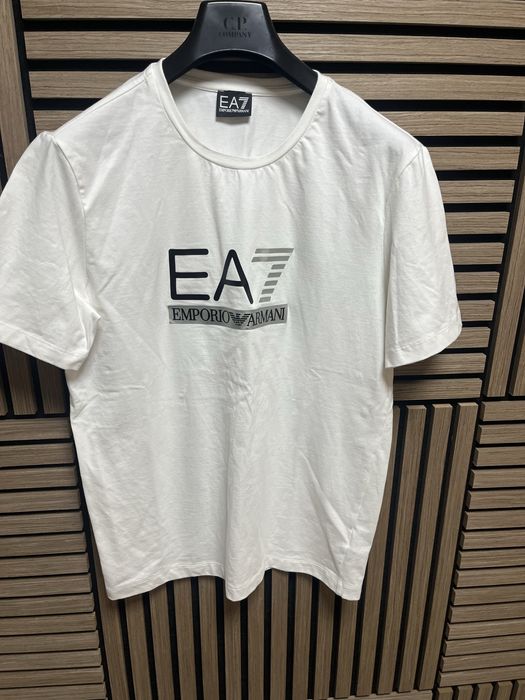 EA7 Emporio Armani : размер М/Л Оригинал