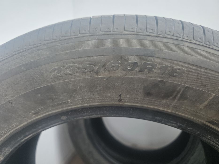 Продам шини бу R18 1 пара