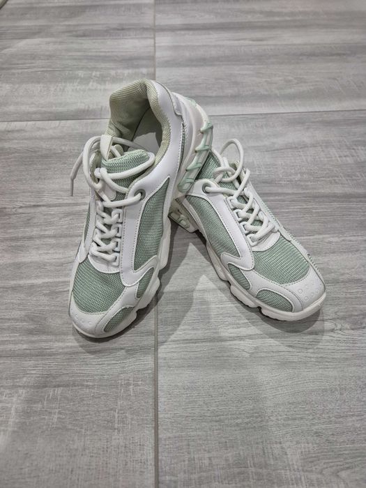 New Balance, Adidas, Tendenz дамски маратонки