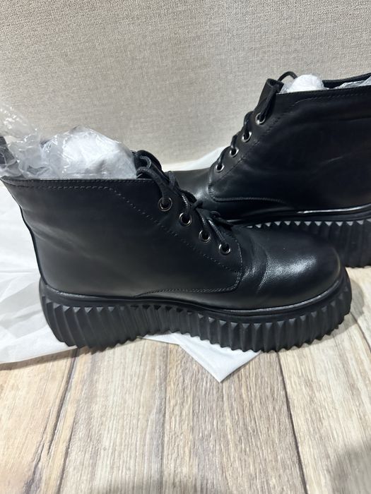 Прродам зимние ботинки