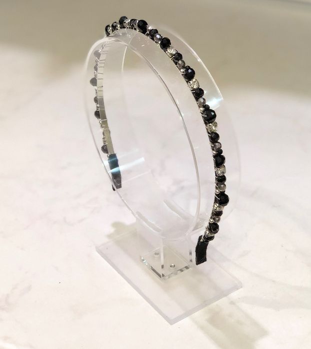 Диадеми за глава