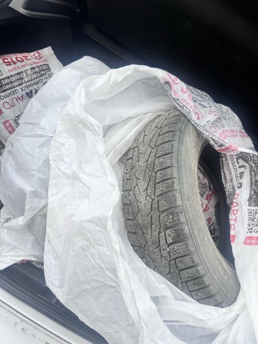 Продам комплект шины р14 в хорошем состоянии звоните без повреждений..