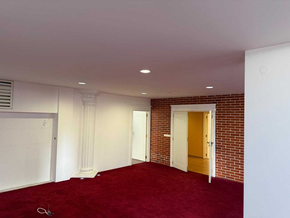 Офис 4.2 под наем в Младост-2 64м2