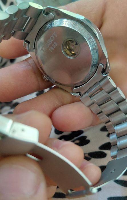 Часы Tisson  в отличном состоянии