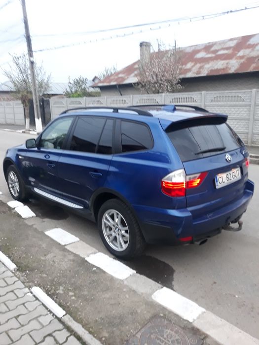 Vând bmw x3 cu distribuția în fata
