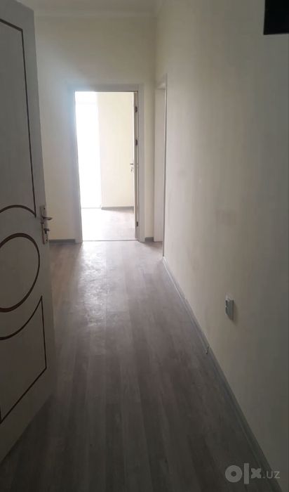 Navoiy Ayraport yonida ijaraga 2 xonali uy