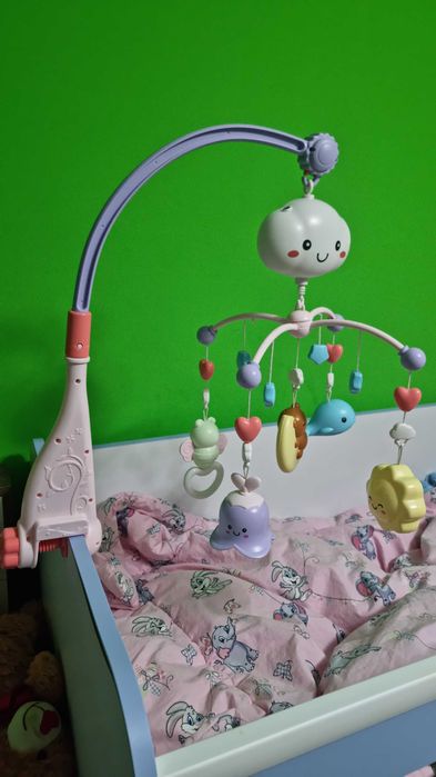 Музикална въртележка за кошара