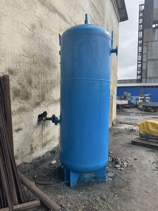 Ресивер вертикальный воздушный