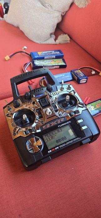 Telecomanda Turnigy 9XR +receptor + baterii