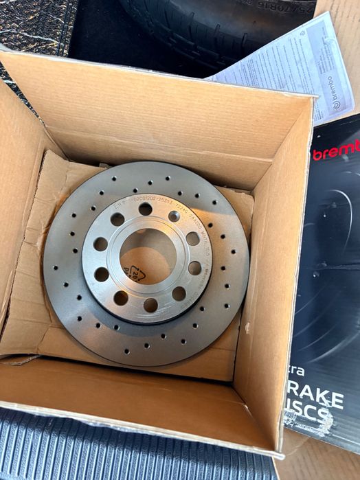 Set față/spate Brembo