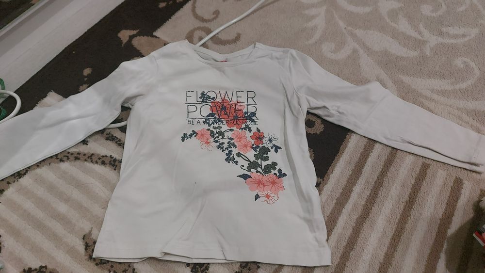 Продам платье на девочку