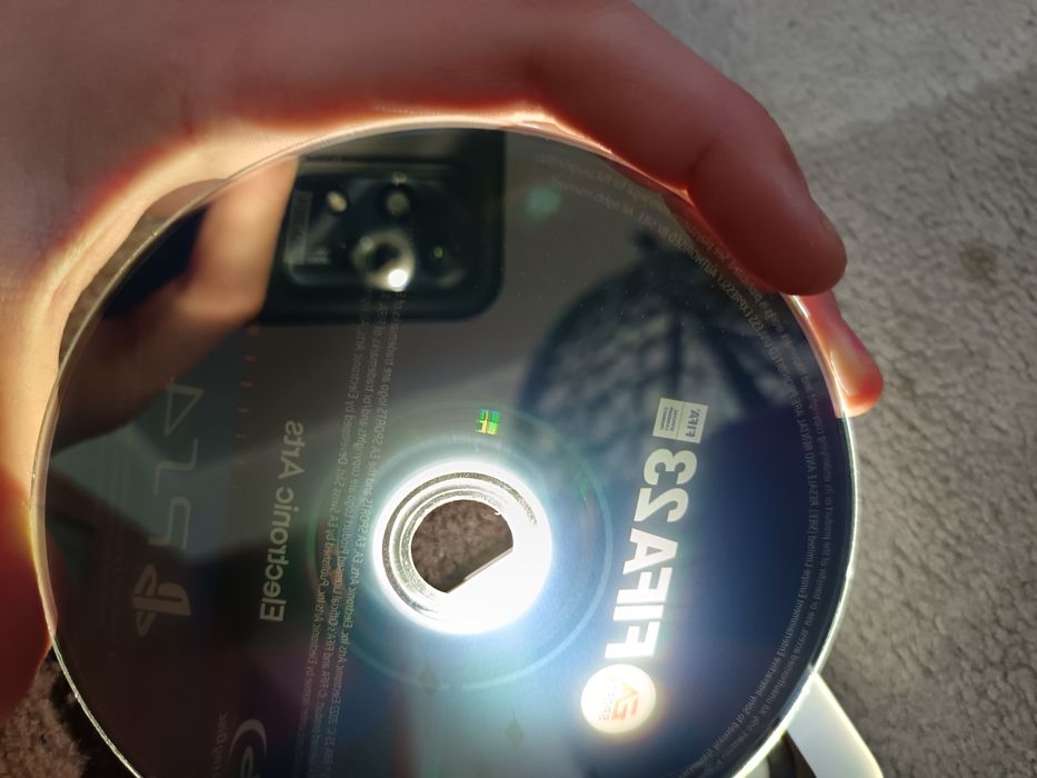 Продам игру Fifa 23 playstation 4