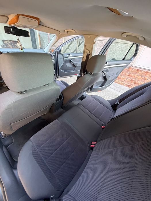VW JETTA 2006.