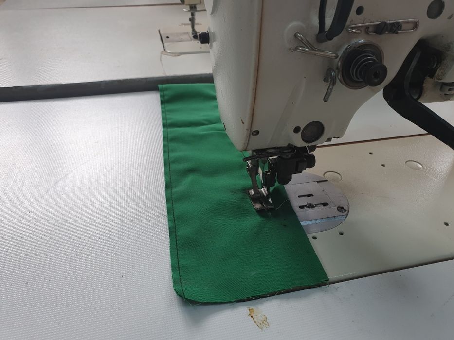 Masina de cusut si rihtuit jack si Durckopp