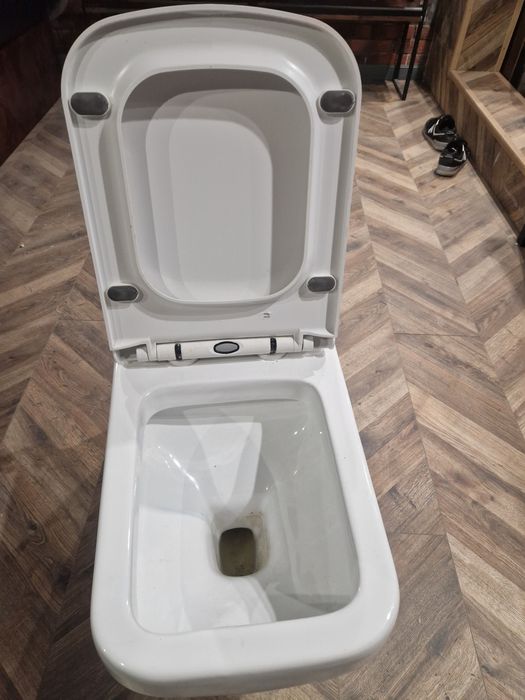 Продам унитаз б/у