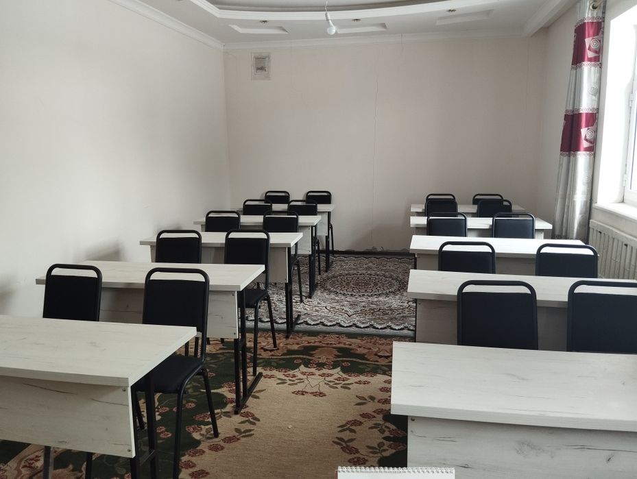 Парта и стульчиклер сатылады состояние новые