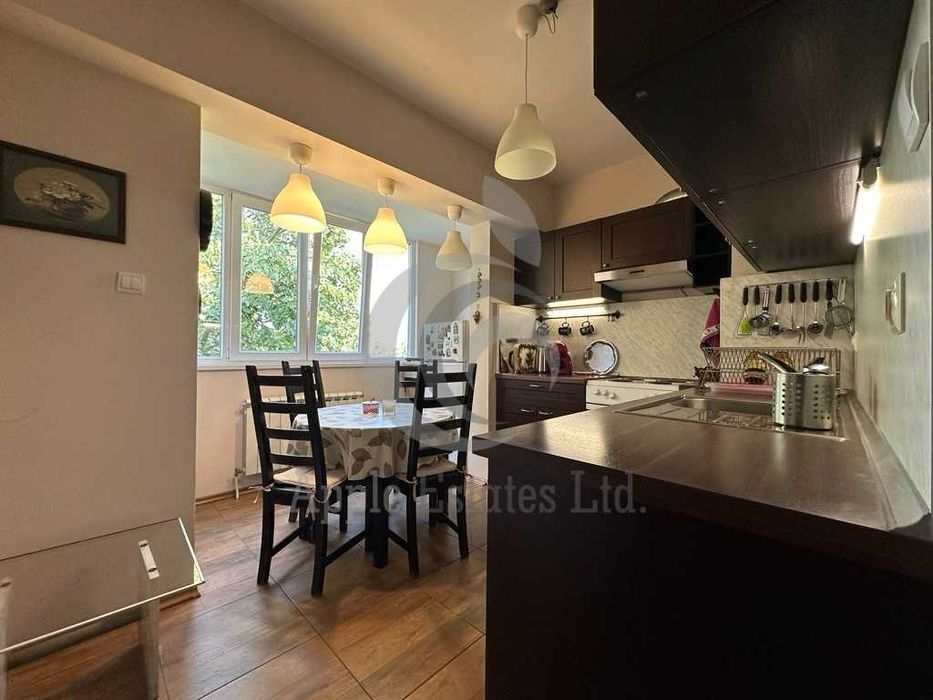 Продава се Двустаен апартамент в София, Красно село - 62 кв.м за 2226 €/кв.м - Снимка #2