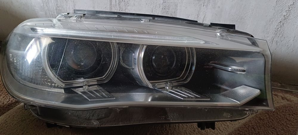 Продам фару BMW x5