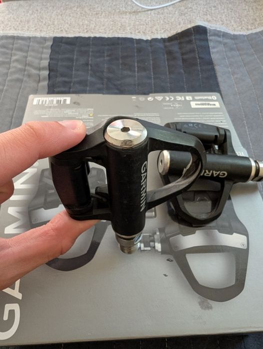 Vând power meter Garmin Vector 3 dual