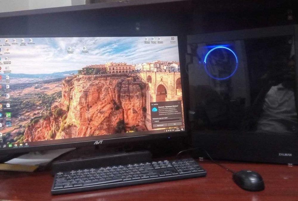 i5-11400F 2.59 GHz, AMD Radeon(TM) RX 560 Series (4 GB)